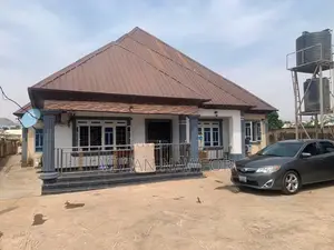 5bdrm Bungalow in Orozo for sale