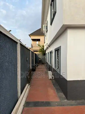 4bdrm Duplex in Yakoyo/Alagbole for sale