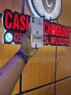 Apple iPhone 11 64 GB White