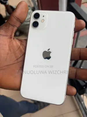Apple iPhone 11 64 GB White