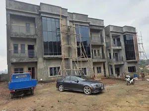 5bdrm Townhouse/Terrace in Katampe Main for sale