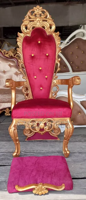 Royal Chair With Footmatch