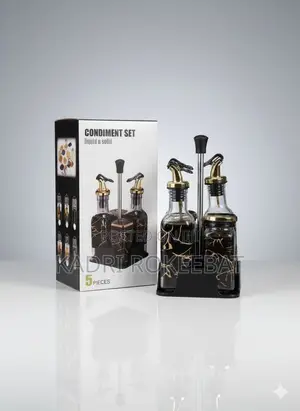 Liquid and Solid Spice/Oil Condiment Set