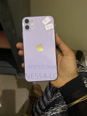 Apple iPhone 11 64 GB Purple