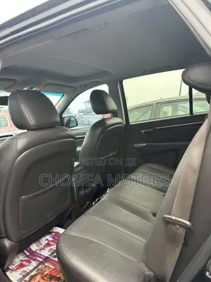 Hyundai Santa Fe 2012 Black