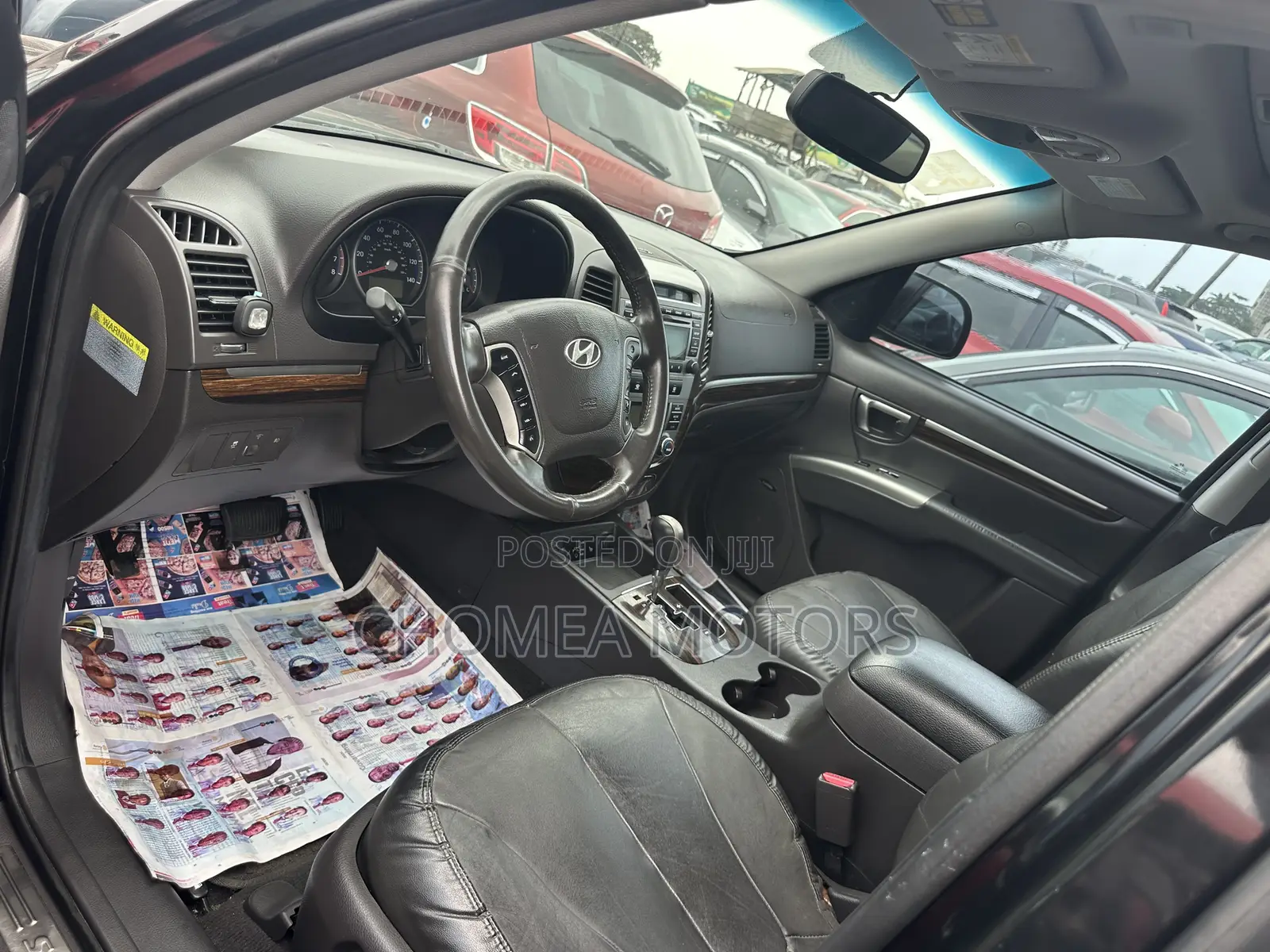 Hyundai Santa Fe 2012 Black