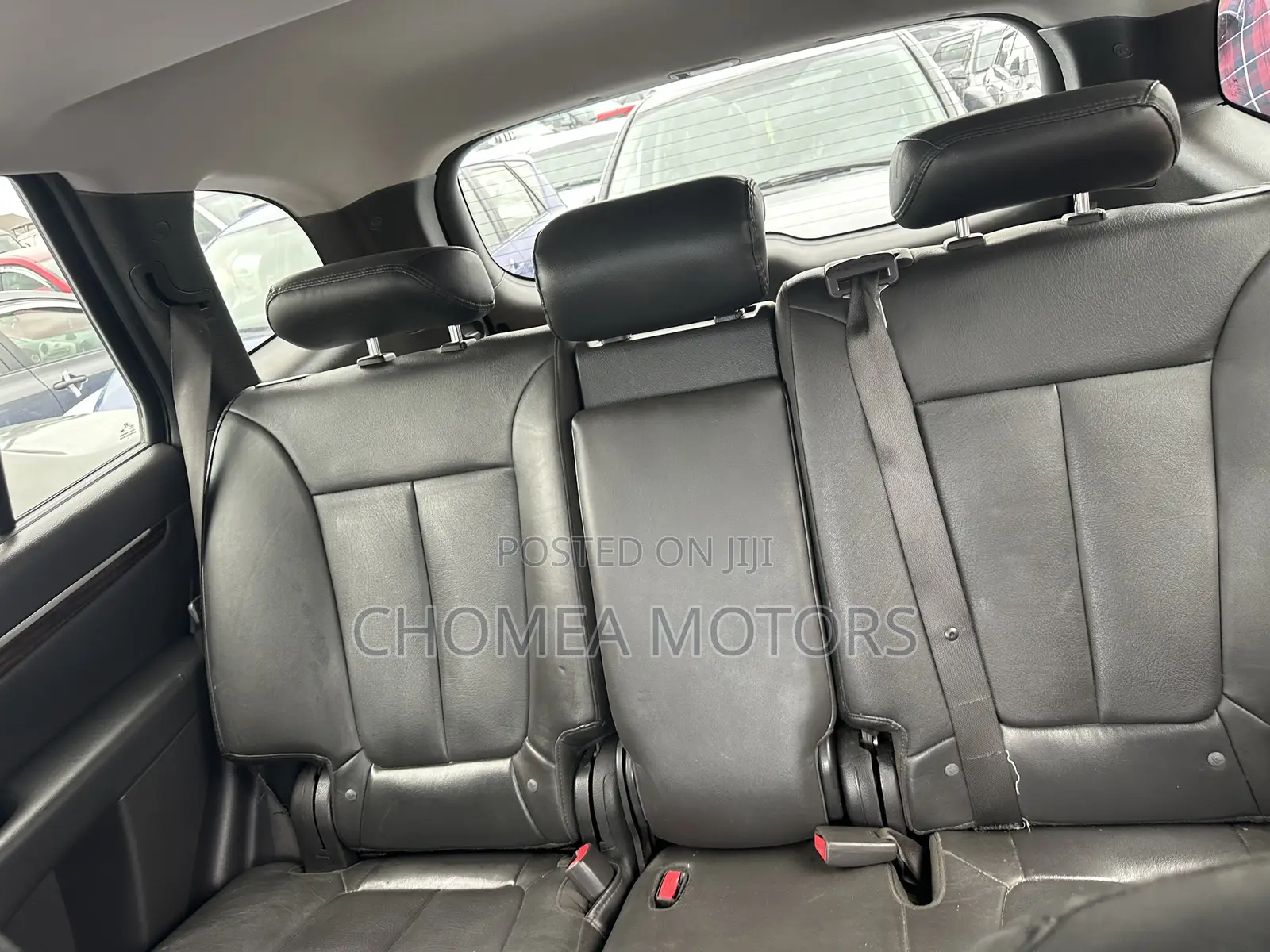 Hyundai Santa Fe 2012 Black