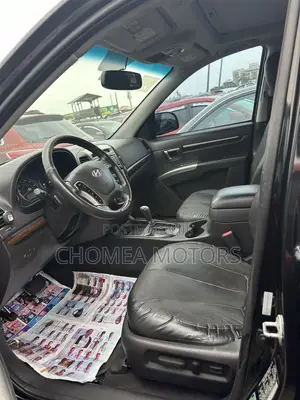 Hyundai Santa Fe 2012 Black