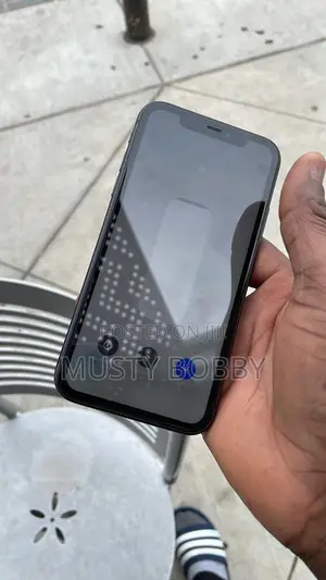 Apple iPhone 11 64 GB Black