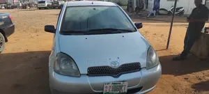 Toyota Yaris 2004 Silver