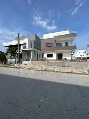 5bdrm Duplex in Osapa london for sale