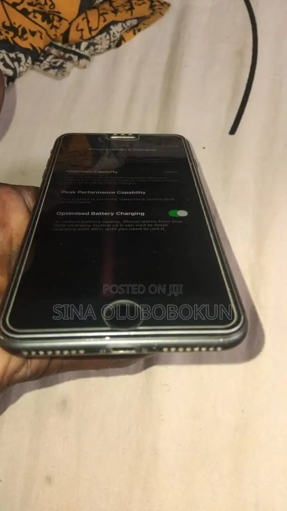 Apple iPhone 8 Plus 64 GB Black