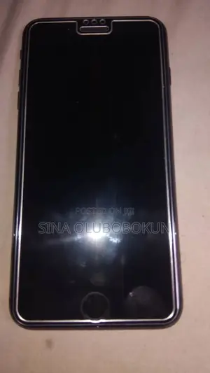 Apple iPhone 8 Plus 64 GB Black