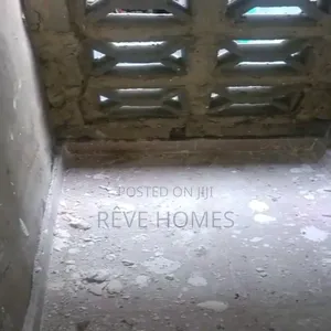 Studio Apartment in Adekunle for rent