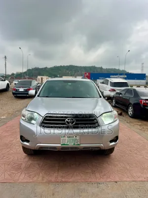 Toyota Highlander 2010 Silver