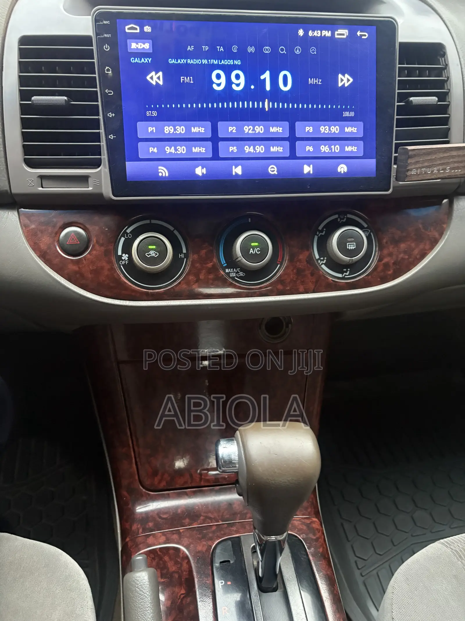 Toyota Camry 2.4 XLE 2005 Silver