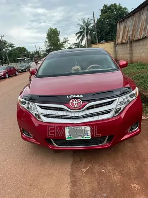 Toyota Venza 2010 Red