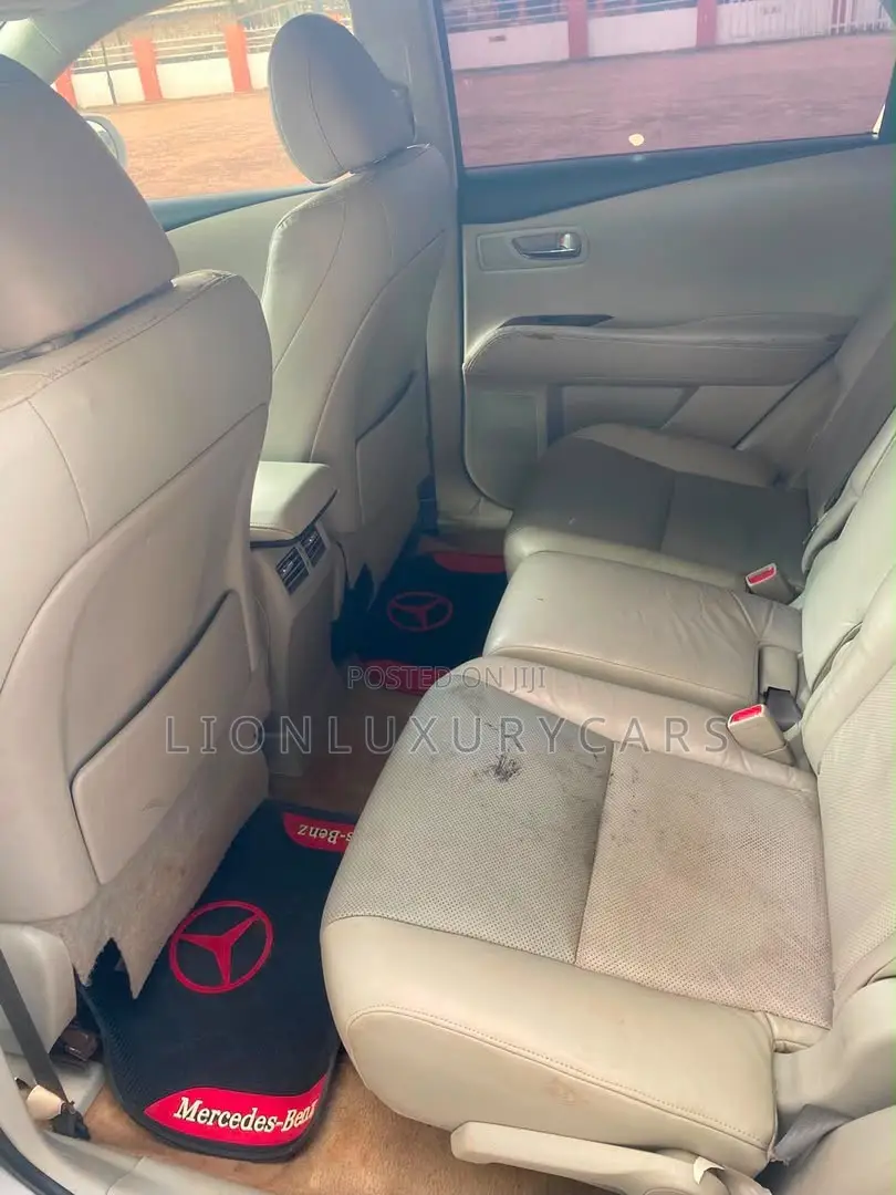 Lexus RX 2011 Silver