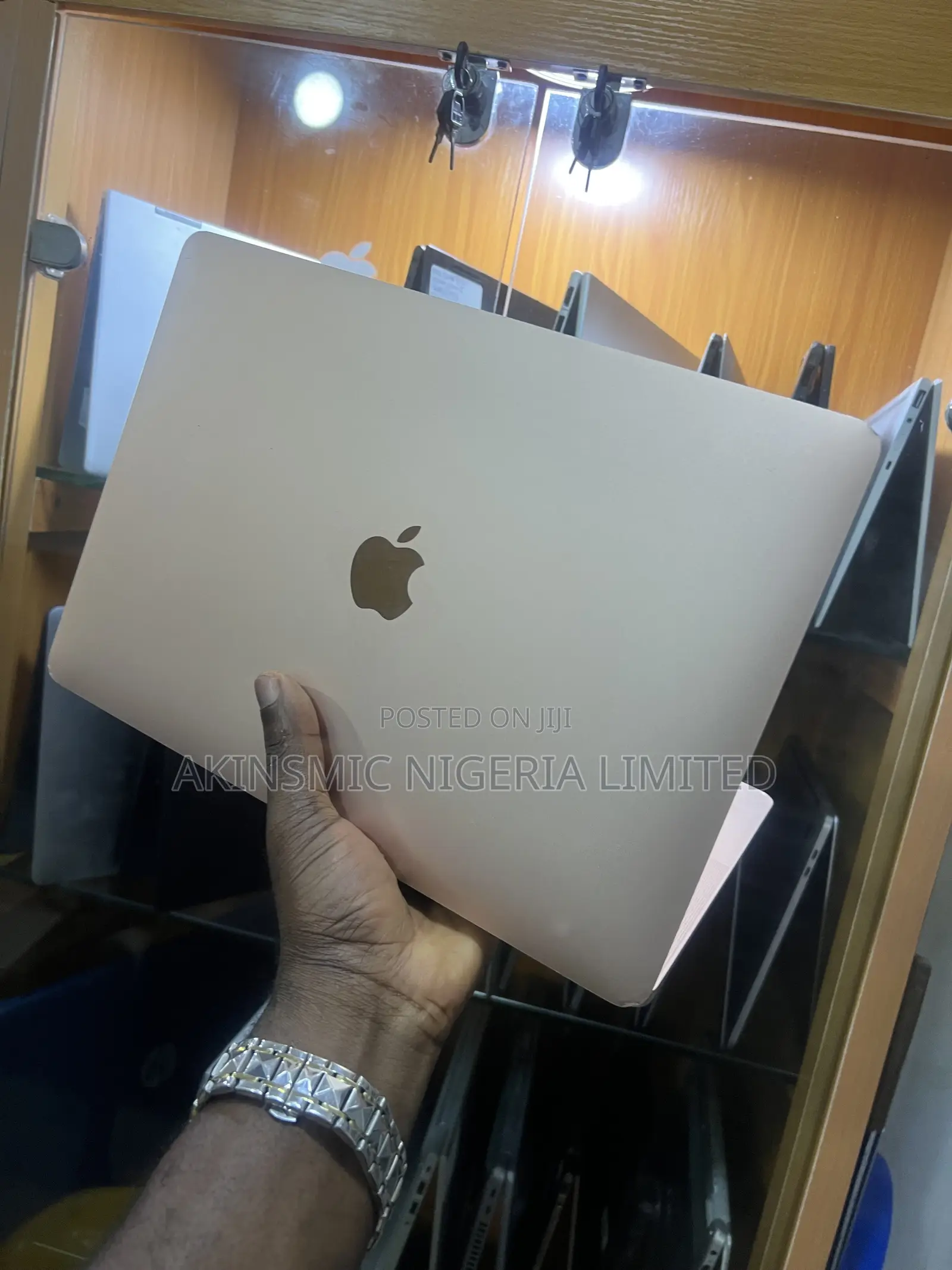 Laptop Apple MacBook Air 2019 8GB Intel Core i5 SSD 256GB