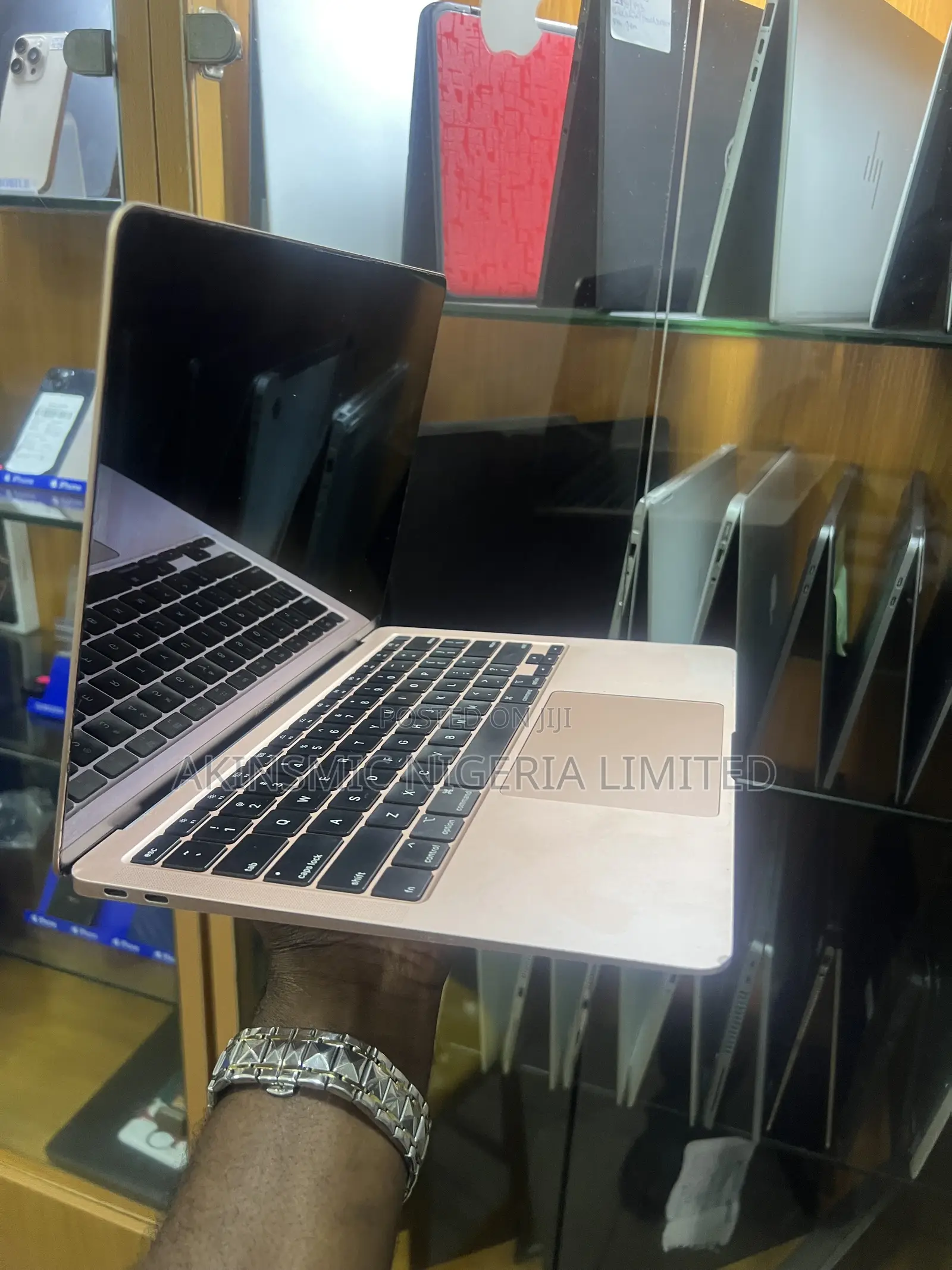 Laptop Apple MacBook Air 2019 8GB Intel Core i5 SSD 256GB