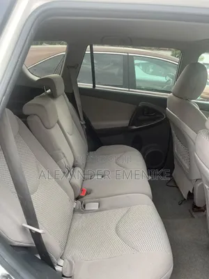 Toyota RAV4 2011 White