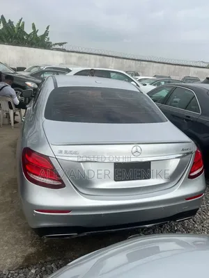 Mercedes-Benz E300 2017 Silver