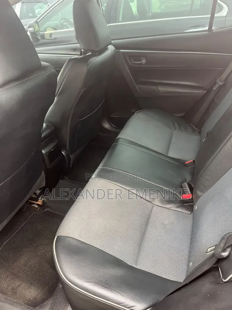 Toyota Corolla 2014 Silver
