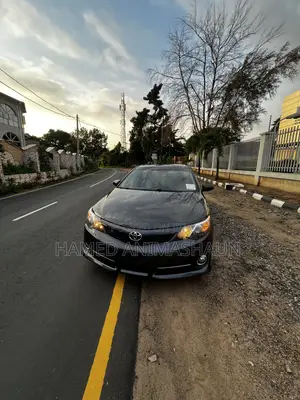 Toyota Camry 2012