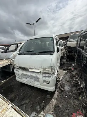 Suzuki Every 2010 White