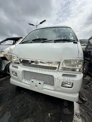 Suzuki Every 2010 White