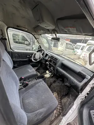 Suzuki Every 2010 White