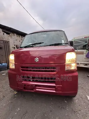 Suzuki Every 2010 Red
