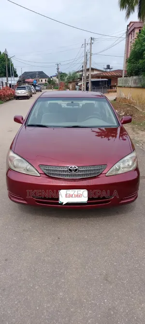 Toyota Camry 2004 Red