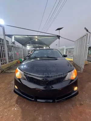 Toyota Camry SE Sport 4dr Sedan (2.5L 4cyl 6A) 2014 Black