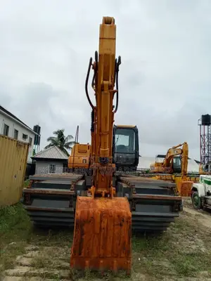 Swampbuggy 320CL Excavator