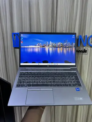 Laptop HP ZBook Firefly G8 4GB Nvidia SSD 512GB