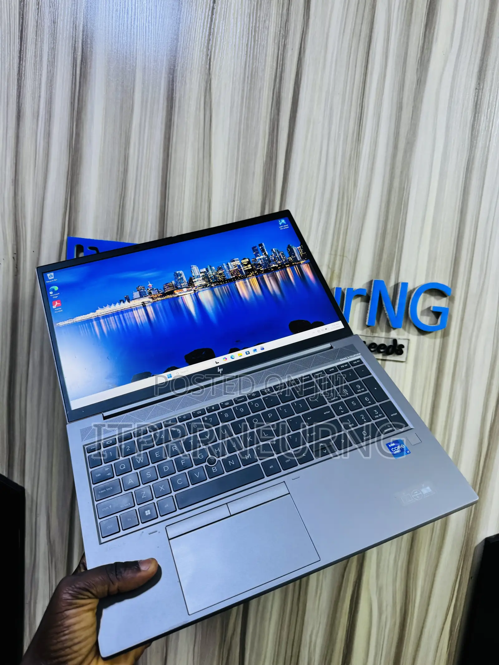 Laptop HP ZBook Firefly G8 4GB Nvidia SSD 512GB