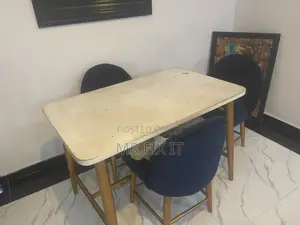 Dinning Set With 3 Chairs