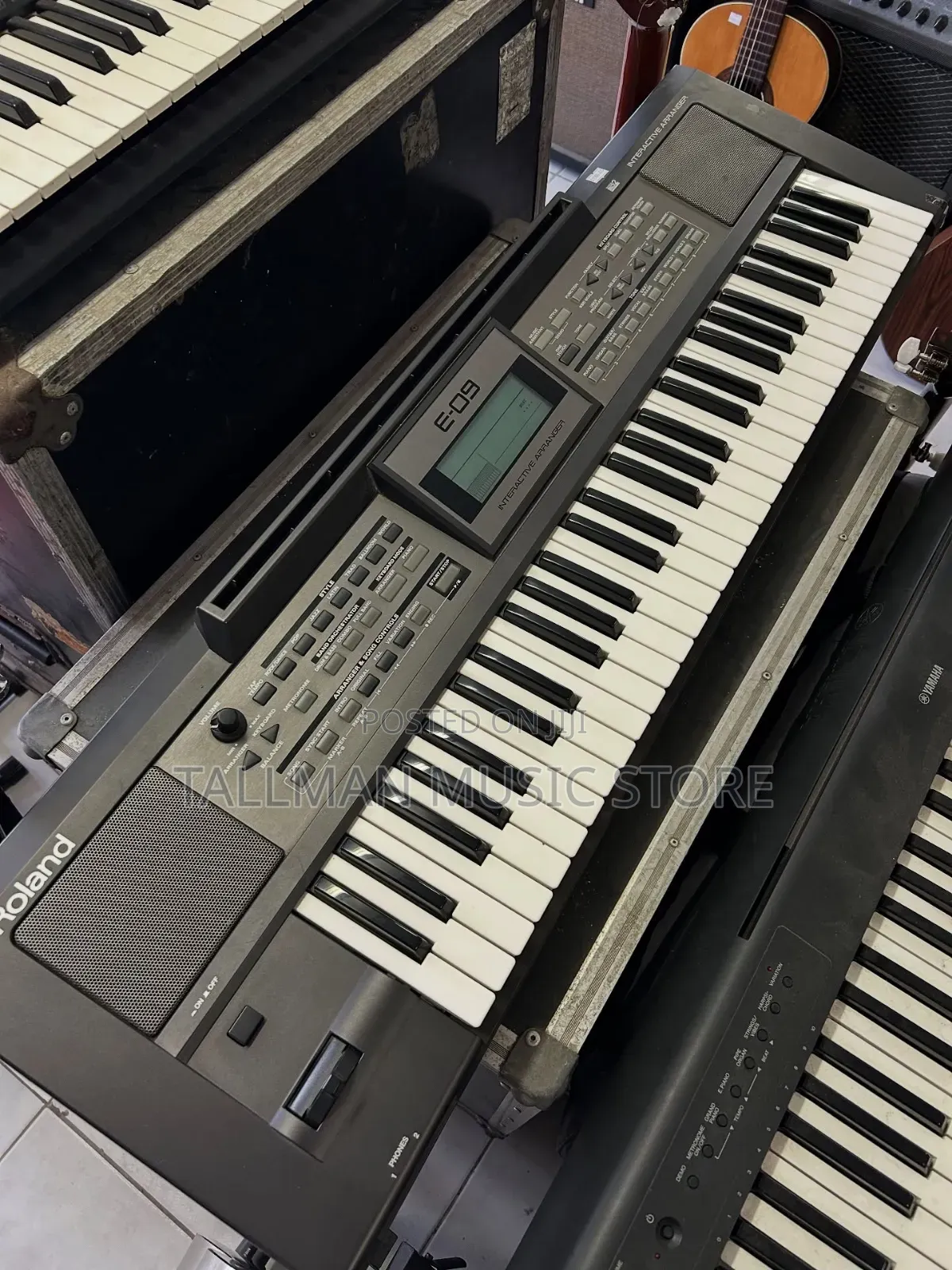 Roland E09 Arranger Workstation.