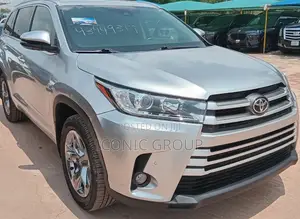 Toyota Highlander Limited Platinum 4x4 V6 (3.5L 6cyl 8A) 2017 Silver