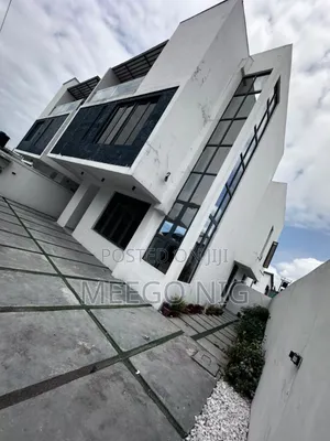 4bdrm Townhouse / Terrace in Ologolo Lekki Lagos for rent