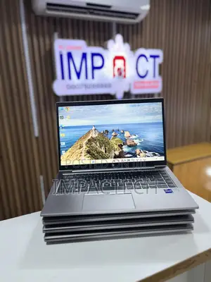 Laptop HP ZBook Firefly G8 16GB Intel Core i7 SSD 512GB