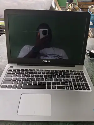 Laptop Asus Vivobook 15 12GB Intel Core i7 SSD 256GB