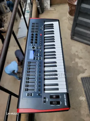 Novation Impulse 49