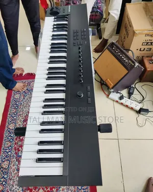 Komplete Kontrol A61