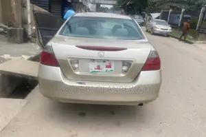Honda Accord 2007 Gold