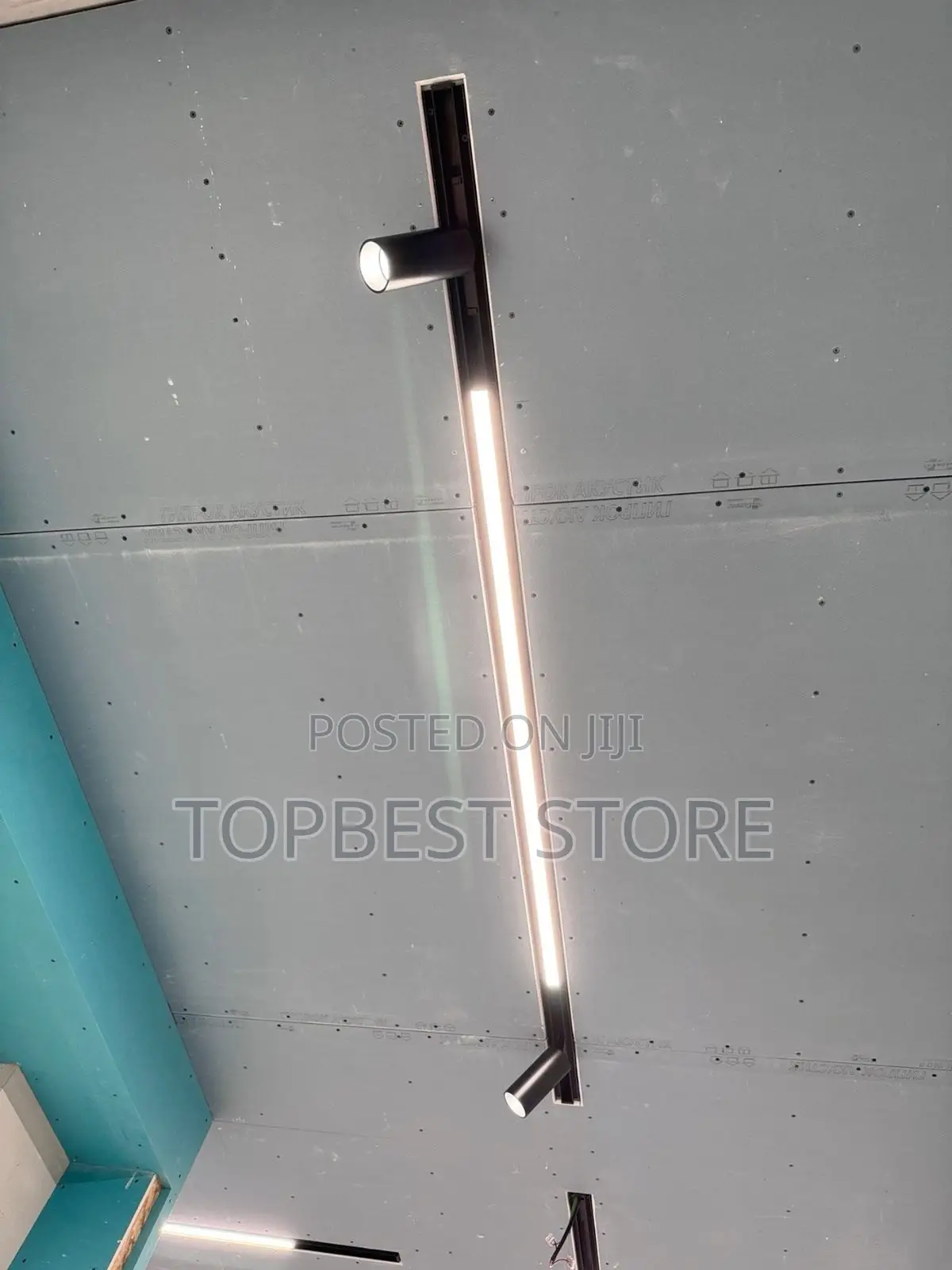 Magnetic Ceiling Track Light Complete