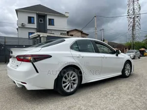 Toyota Camry 2022 White
