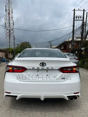 Toyota Camry 2022 White