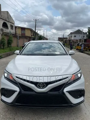 Toyota Camry 2022 White